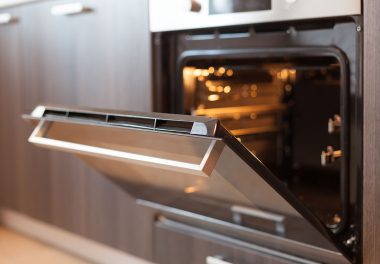 Не використовуйте газову плиту для обігріву!