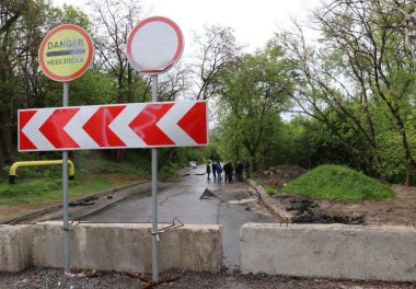 Проблема зсуву ґрунту на «серпантині» не вирішується через некомпетентність міської влади